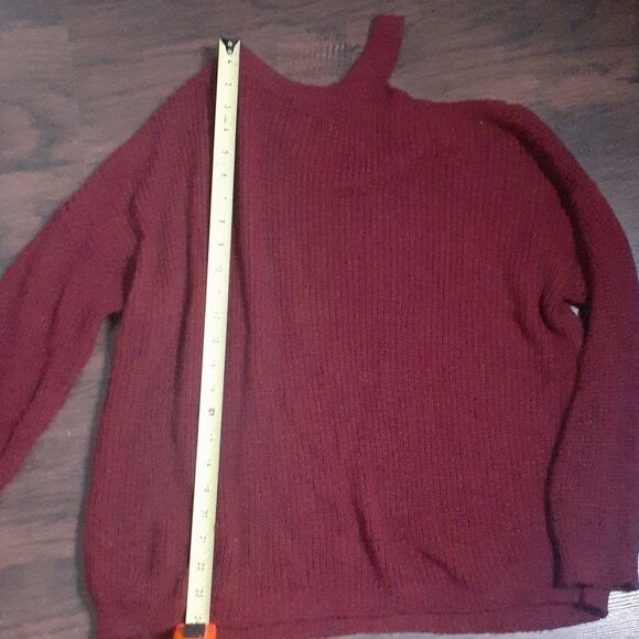 Loose fit sweater by 'dont ask why' - Picture 2 of 8